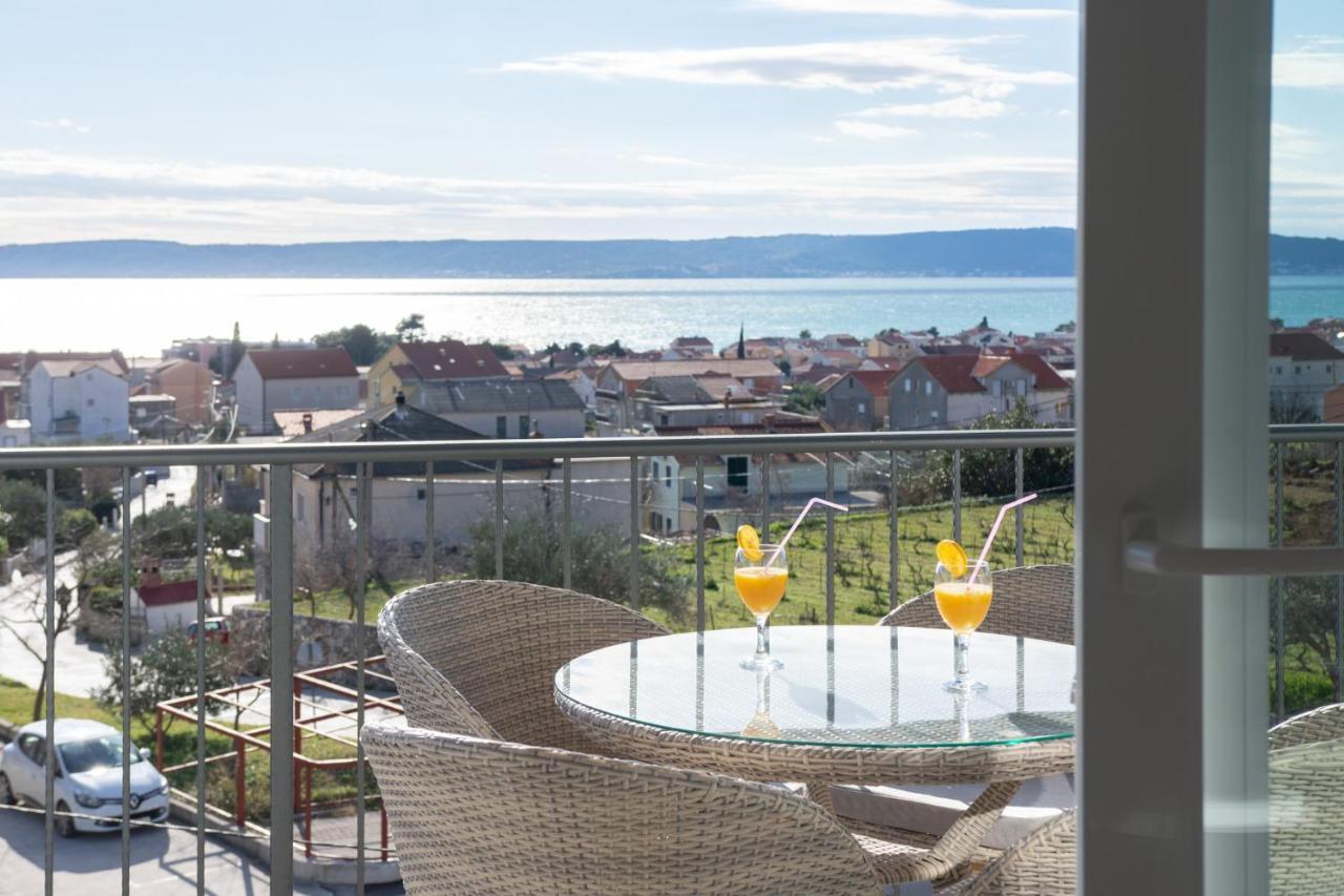 Sea Vista Apartments Kastela Ngoại thất bức ảnh