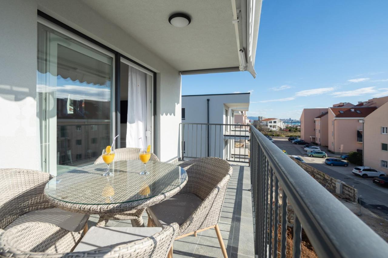 Sea Vista Apartments Kastela Ngoại thất bức ảnh