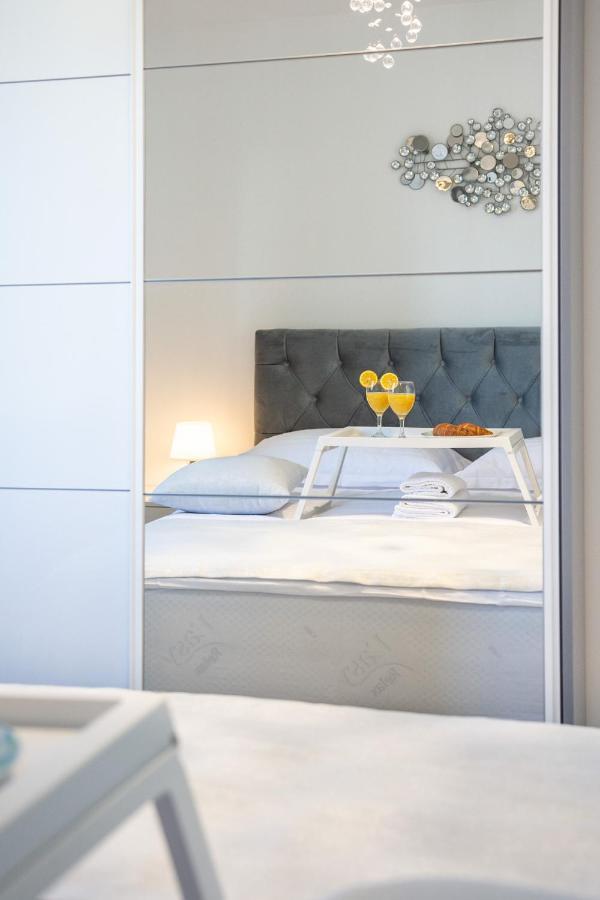 Sea Vista Apartments Kastela Ngoại thất bức ảnh